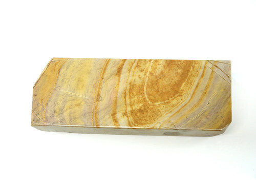 Kan rings in stone